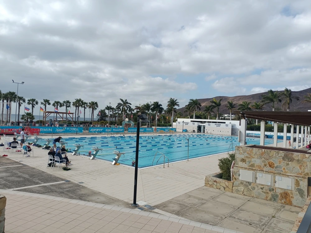 Olympic-sized swimming pool at Playitas Resort in Fuerteventura, Canary Islands, used for professional freediving training and high-performance apnea sessions. Elite facilities for practicing static and dynamic apnea with expert coaching.